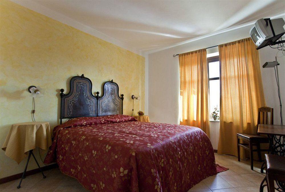 I Grilli Bed and Breakfast Castagnole delle Lanze Buitenkant foto