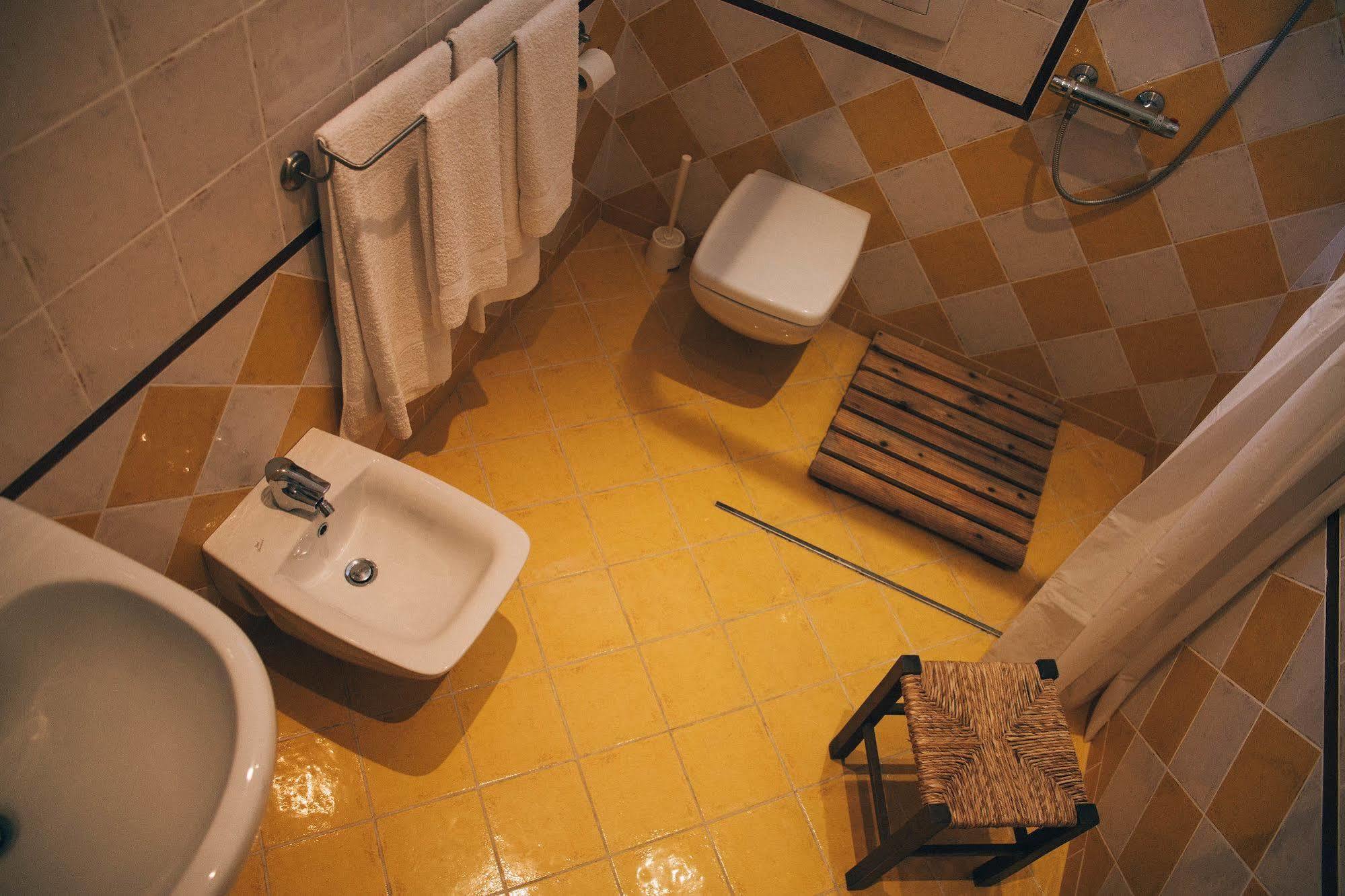 I Grilli Bed and Breakfast Castagnole delle Lanze Buitenkant foto